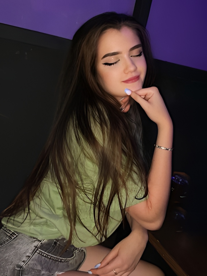 Белла привлекательная девушка из Щелково цена от 2500 руб