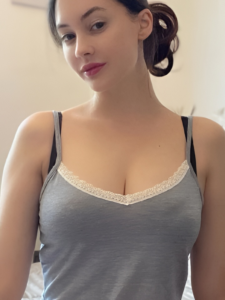 Эсмеральда привлекательная девушка из Щелково цена от 2500 руб