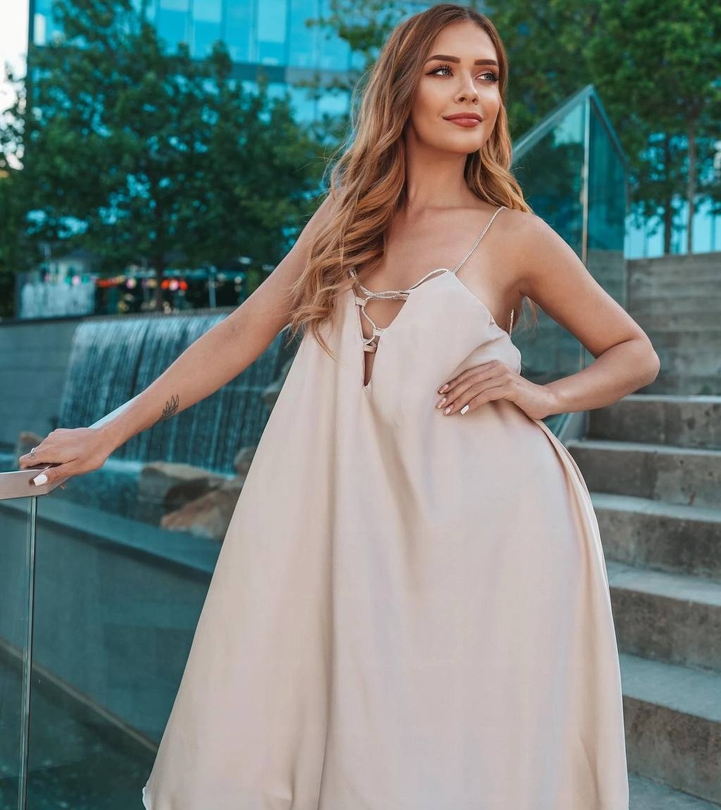 Николь привлекательная девушка из Щелково цена от 3000 руб